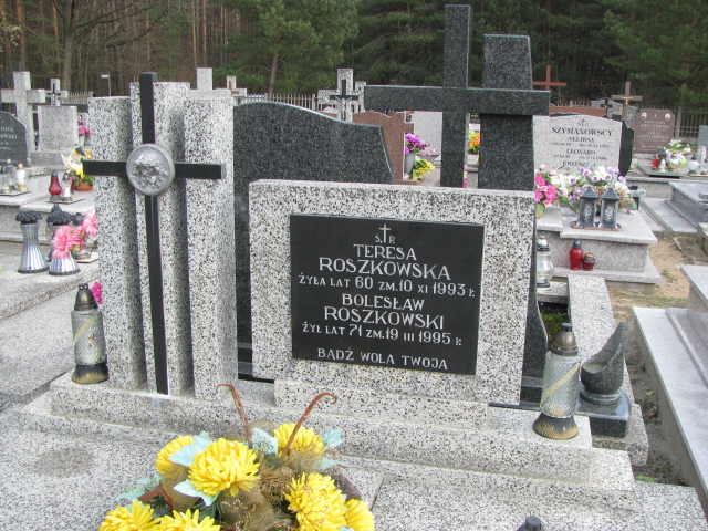 Teresa Roszkowska Grabówka - Grobonet - Wyszukiwarka osób pochowanych