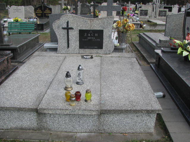 Grób Janina Żach
