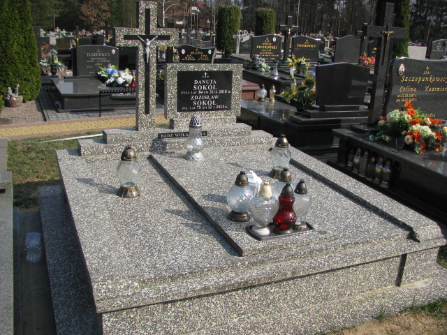 Grób Zdzisław  Sokół