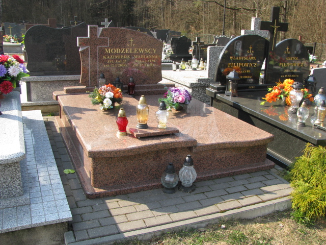 Grób Kazimierz Modzelewski